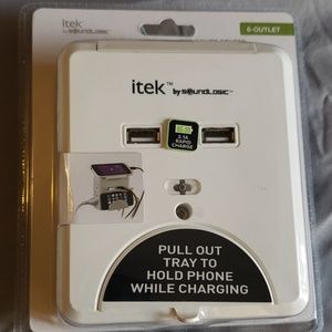 Itek 6-Outlet Wall-Mounted Power Center with Dual